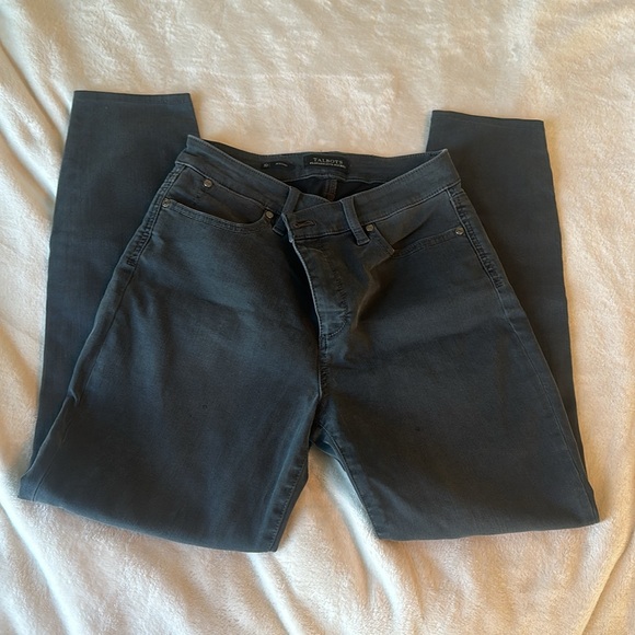 Talbots size is 10 jeggings - Picture 2 of 5